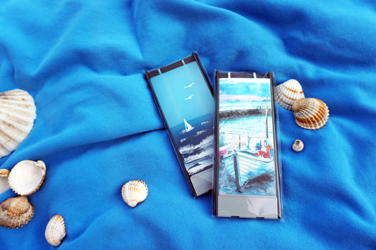 Candele Decorative FLATYZ per l’Estate: Collezione FIORI e MARE per Arredare la Casa con Stile