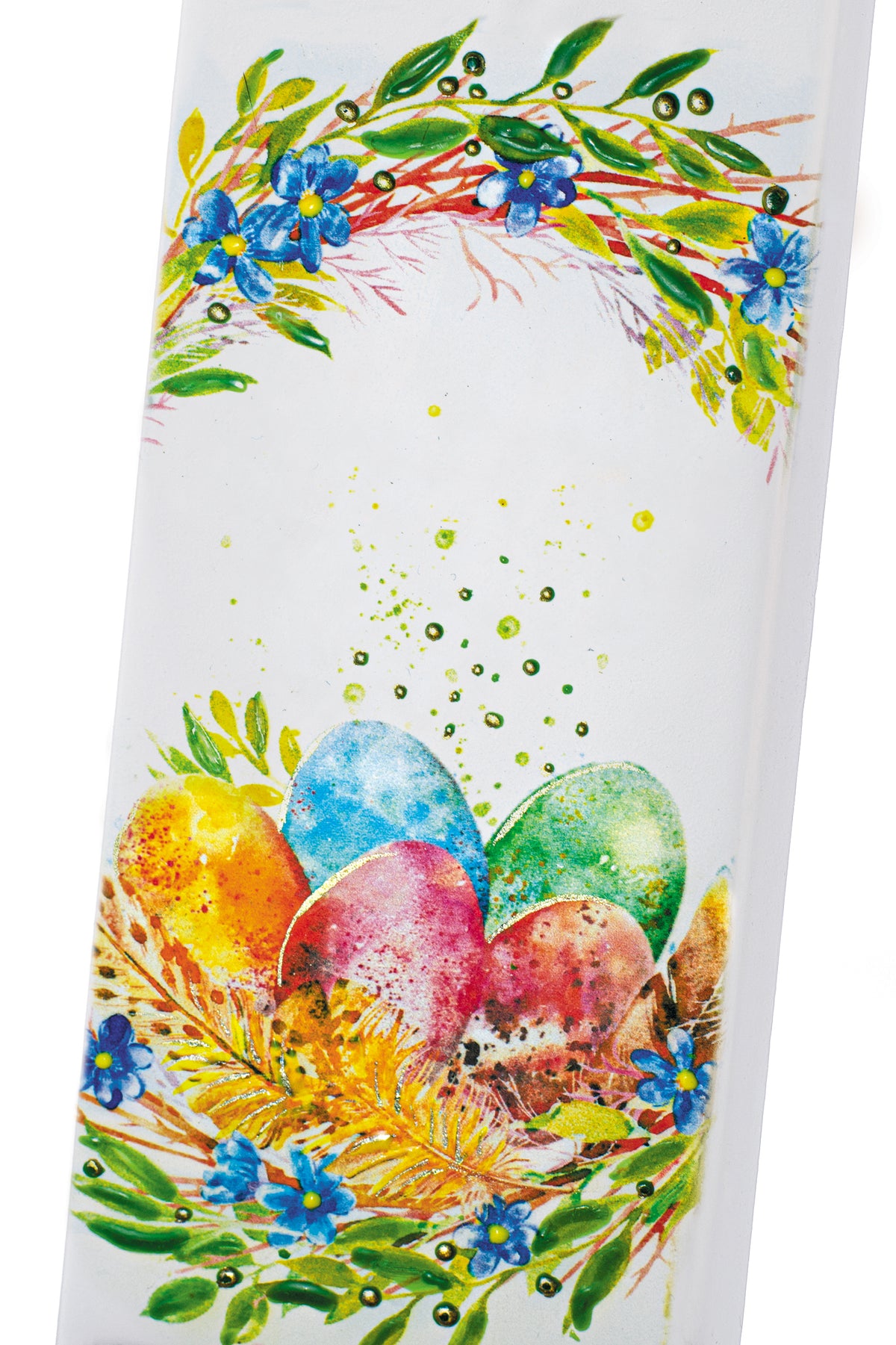 Uova di Pasqua nel cesto floreale