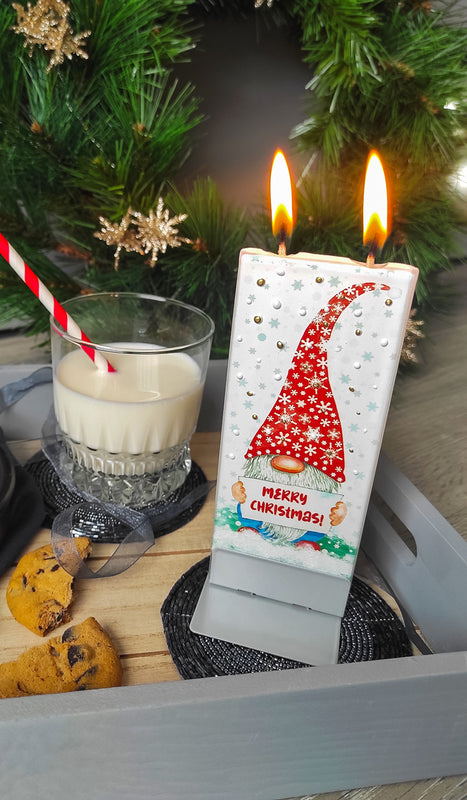 Fröhlicher Weihnachtskranz mit Beeren