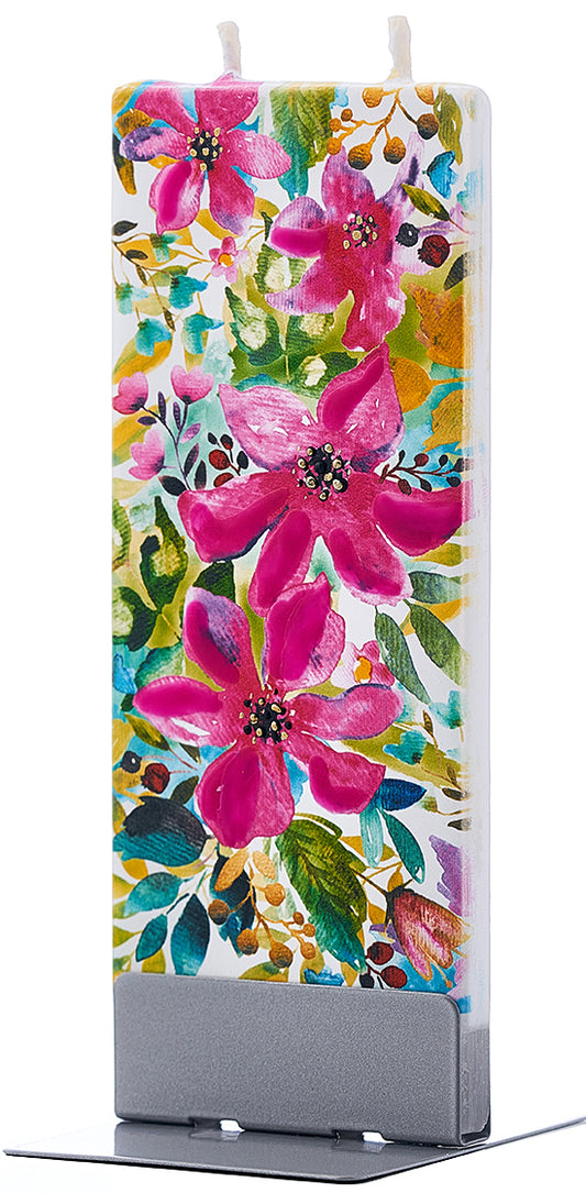 Fiori rosa circondati dal verde